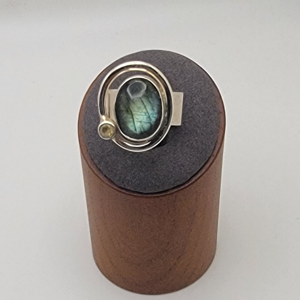 925 Sterling Silver and Labradorite With Moonstone Accent Ring Size 9.5 - Picture 2 of 4